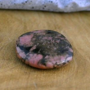 Rhodonite galet