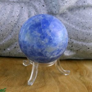 Sphère calcite bleue minéraux et cristaux