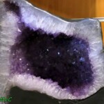 Minéraux et Cristaux Géode améthyste Brésil Minéraux et Cristaux