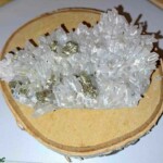 Hübnérite sur cristal de roche Cristal de roche et hübnérite Minéraux et Cristaux