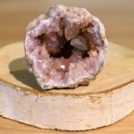 Géode améthyste rose
Poid
Dimensions Géode améthyste rose Minéraux et Cristaux