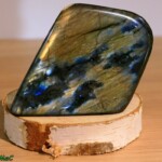Minéraux et Cristaux Labradorite jaune et bleue Minéraux et Cristaux