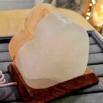 Minéraux et Cristaux Lampe de sel Himalaya coeurs USB Minéraux et Cristaux