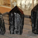 Minéraux et Cristaux Tourmaline noire Minéraux et cristaux