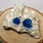 Cavansite sur calcite blanche Cavansite sur calcite blanche Minéraux et Cristaux DV