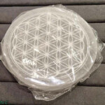 Minéraux et Cristaux Fleur de vie sur sélénite Minéraux et Cristaux