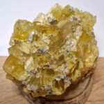 Fluorine jaune Fluorine jaune 1 Minéraux et Cristaux DV