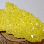 Soufre cristallisé Soufre cristallisé Minéraux et Cristaux DV