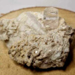 Topaze sur feldspath (Pakistan) Minéraux et Cristaux Topaze sur feldspath (Pakistan) Minéraux et Cristaux